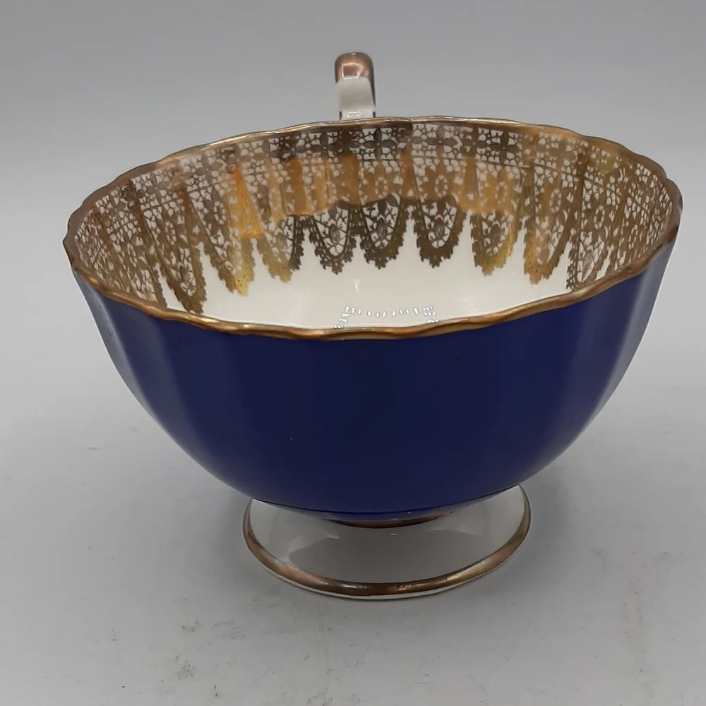Vintage Aynsley Bone China Tea Cup and Saucer Cobalt Blue and Gold 2469 - Picture 6 of 10